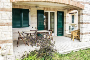 S287 - Sirolo, villetta con giardino vicino al centro